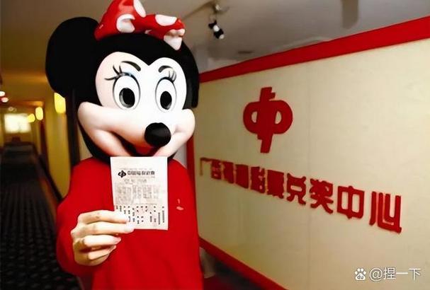 翻衣服口袋发现中了1800万,翻衣服口袋发现中了1800万,彩票多久不领奖会过期呢